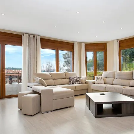Sleeps 8 * Lloret de Mar