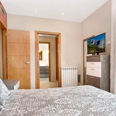 Vila Sleeps 8 Lloret de Mar